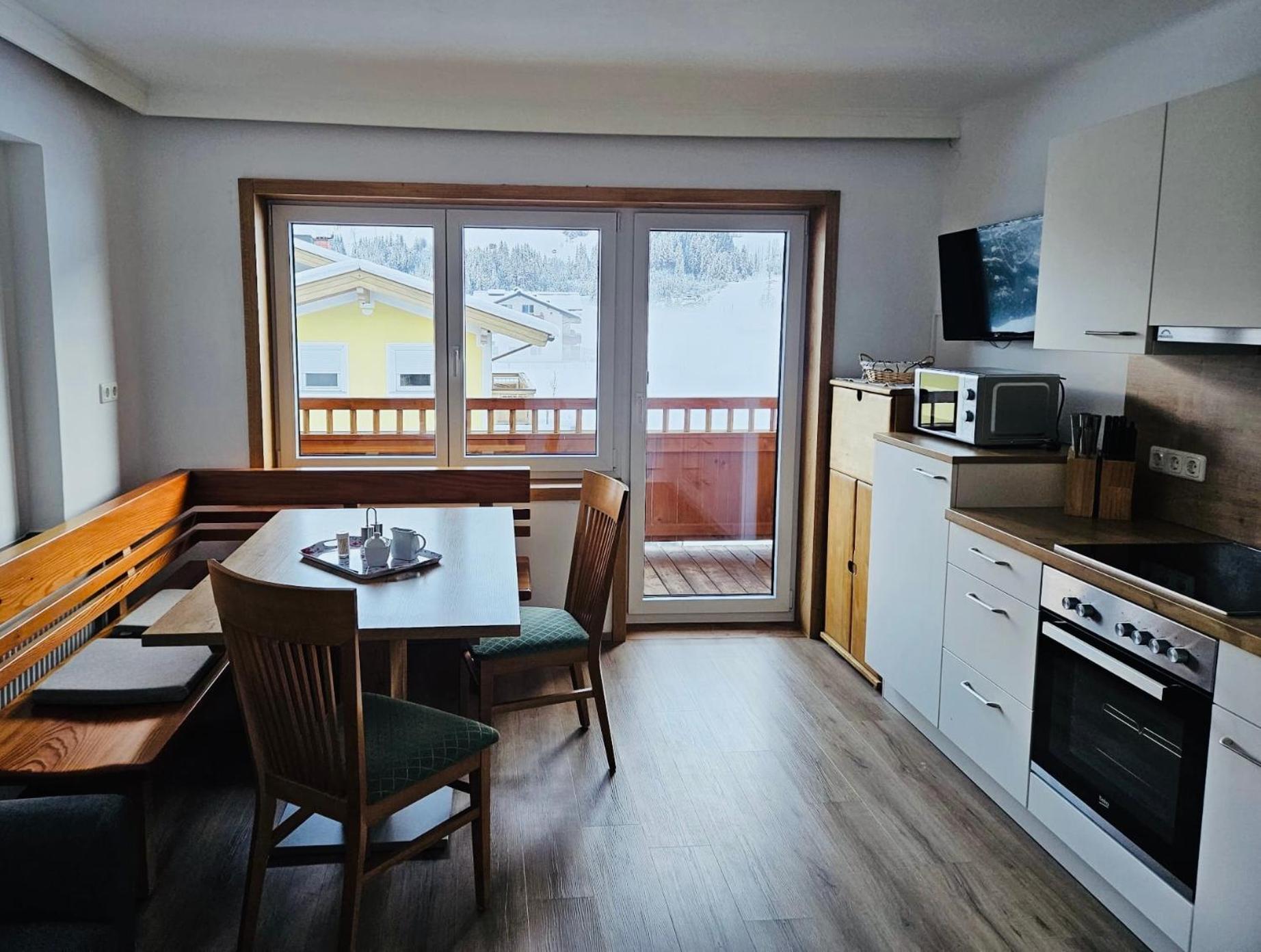 Ferienwohnung Ingrid Hoerbiger มิทเทอร์ซิลล์ ภายนอก รูปภาพ